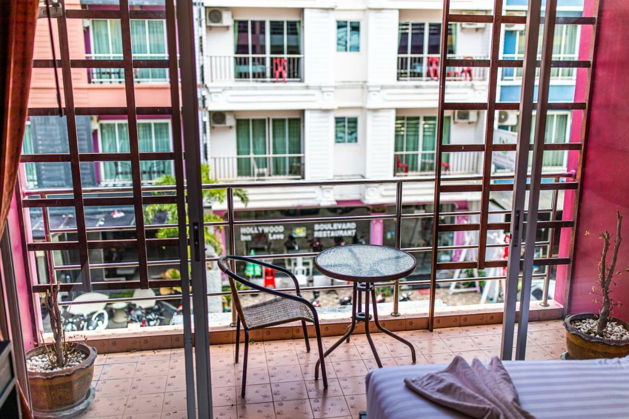 Cool Sea House Hotel Patong Exterior photo
