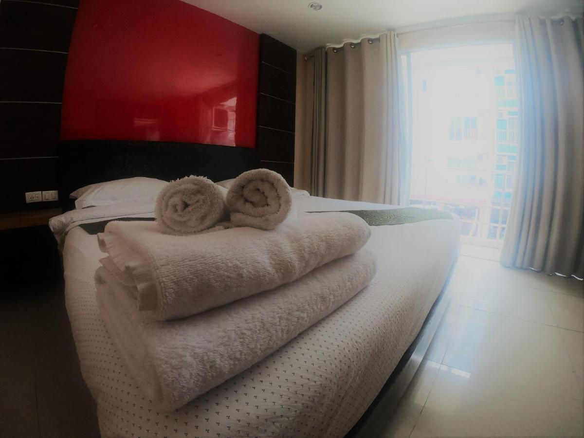 Cool Sea House Hotel Patong Exterior photo